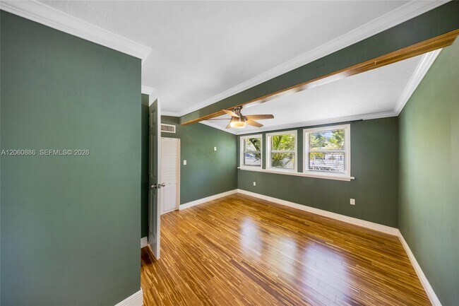 Building Photo - 1837 NE 48th Ct