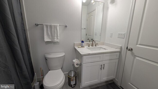 Building Photo - 2253 Papermill Rd