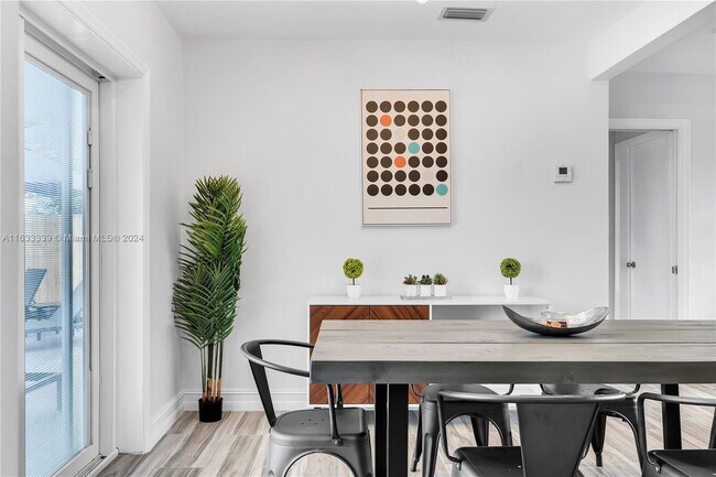 Building Photo - 7681 Sheridan St