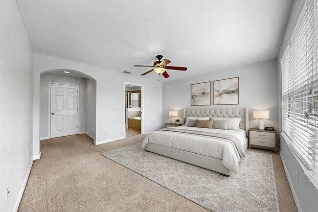 Building Photo - 17423 New Cross Cir