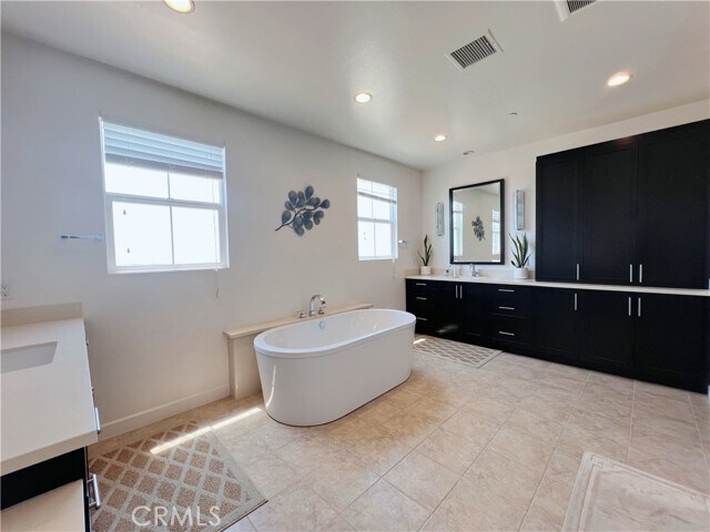 Building Photo - 2408 E Kern River Ln