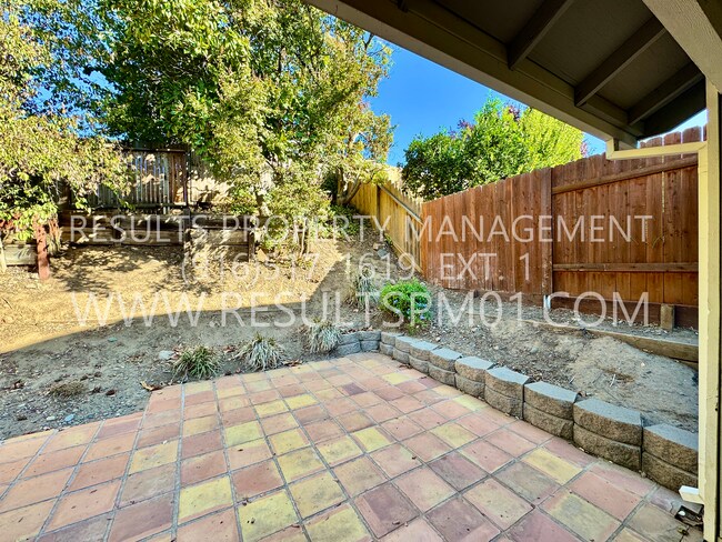 Building Photo - Charming 3-Bedroom Home in Prime Location
