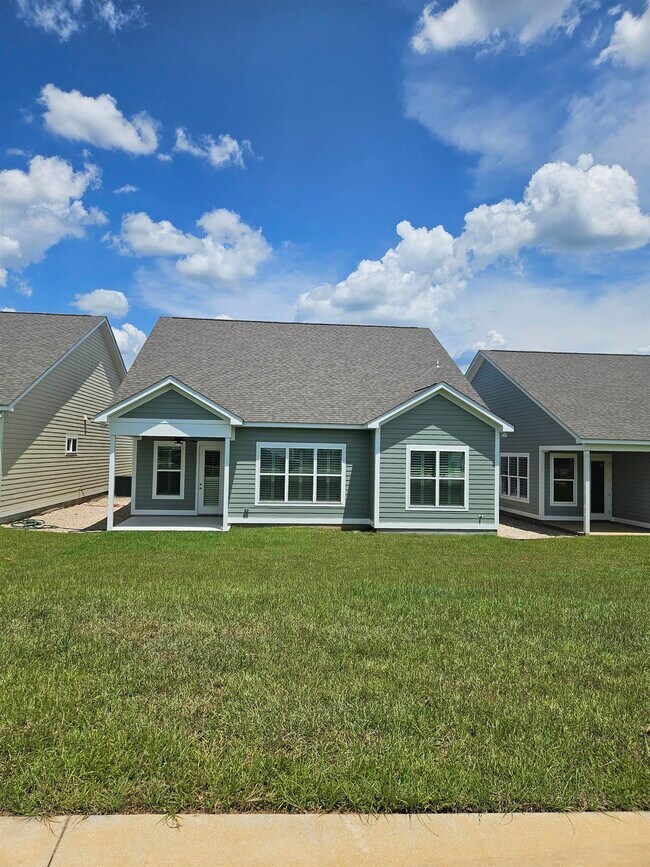 Building Photo - 221 Calcasieu Pass