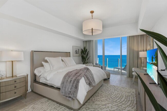 Building Photo - 525 N Fort Lauderdale Beach Blvd