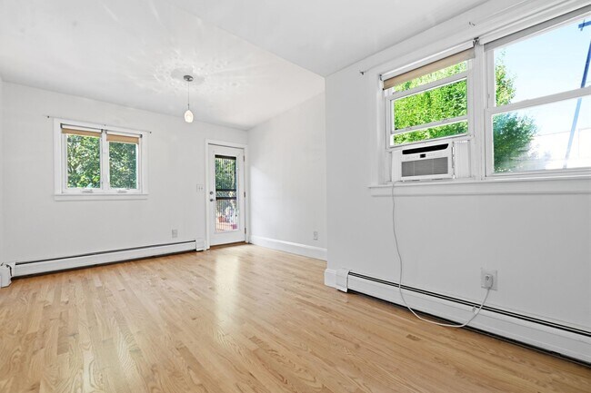 Building Photo - 245 3rd St