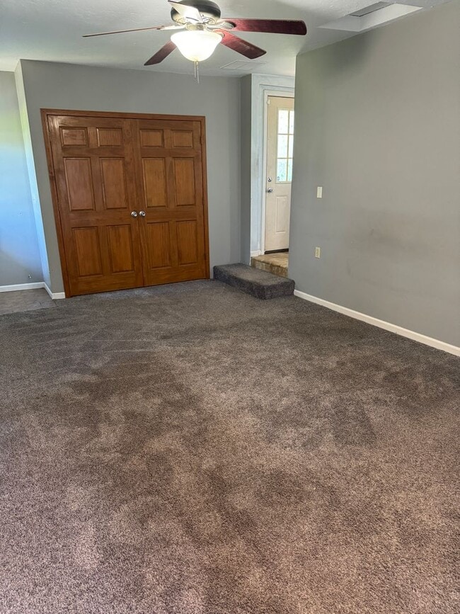 Building Photo - 2590 W Broadway St