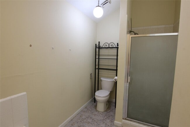 Building Photo - 12430 Brook Meadows Ln