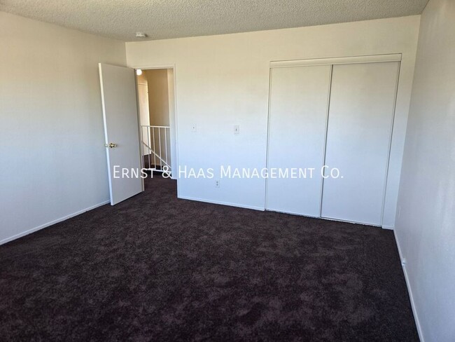 Building Photo - 9118 1/2 Cedar St.-