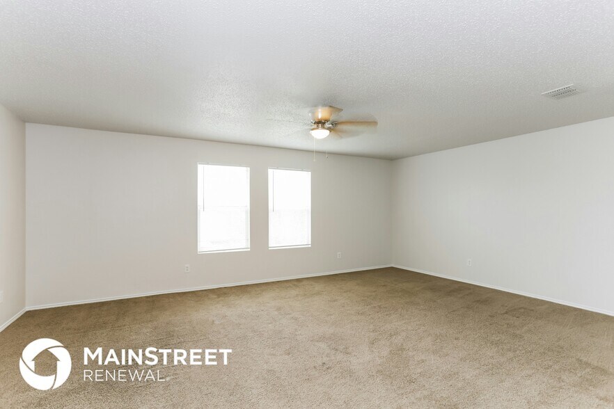 Building Photo - 6816 Meadow Way Ln