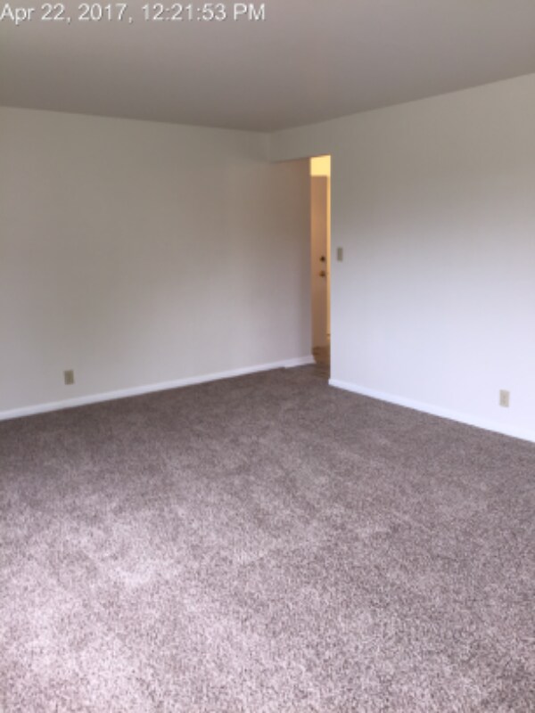 Building Photo - 4947 Charlemar Dr