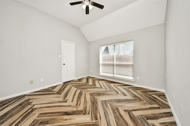 Building Photo - 2622 Stonebury Ln