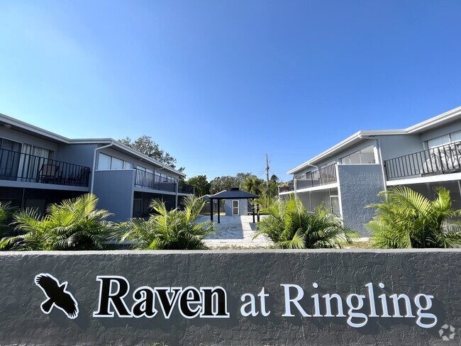 Building Photo - Raven at Ringling