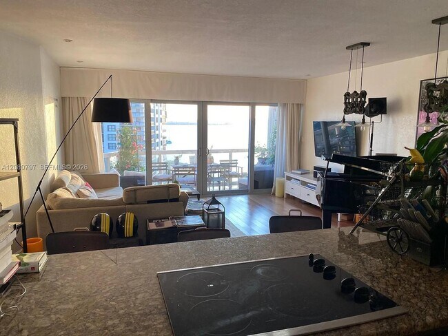Building Photo - 2451 Brickell Ave
