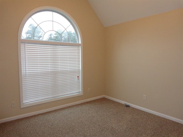 Building Photo - 412 Briarwood Rd