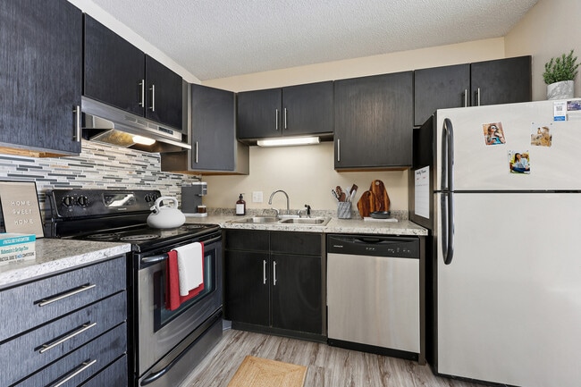 Building Photo - The Social Reserve