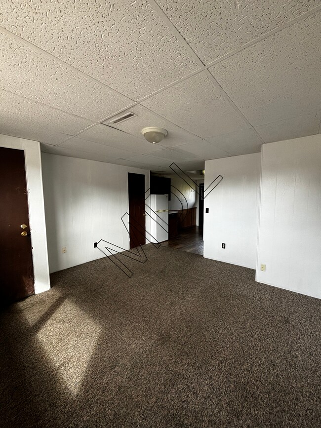 Building Photo - 201 Old Kawkawlin Rd