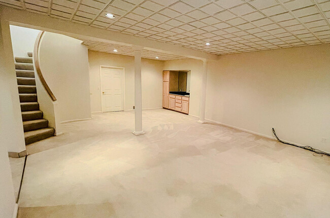 Building Photo - 29603 N Meadowridge