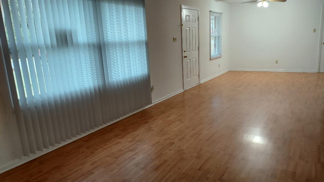 Building Photo - 1025 Richfield Ln