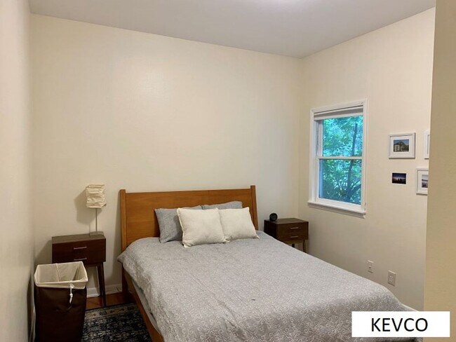 Building Photo - Remodeled Laporte Ave House!