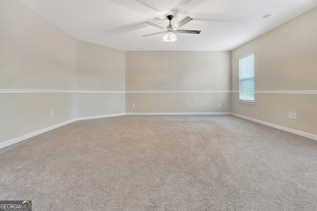 Building Photo - 180 Charleston Dr