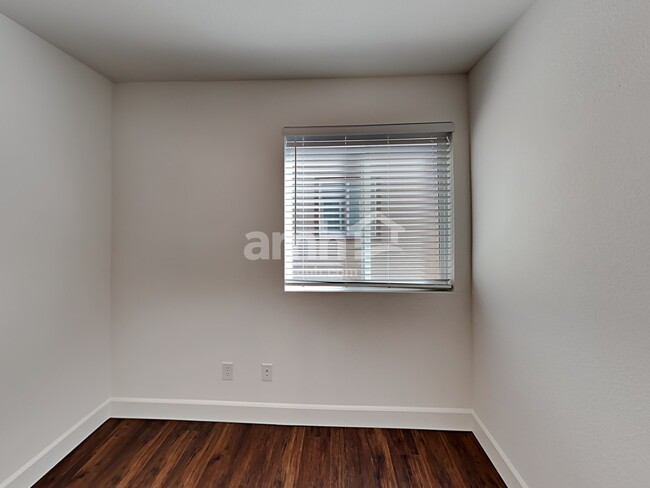 Building Photo - 2846 Hot Cider Ave