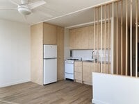 Building Photo - Renovated Studio - Utilities INCLUDED Available in Punahou Gardens!!
