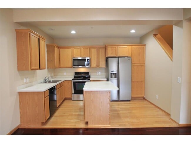 Building Photo - 2495 121st Cir NE