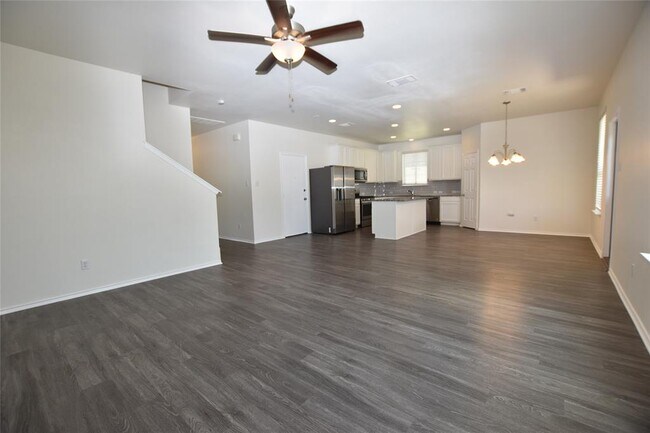 Building Photo - 700 Bayberry Cir