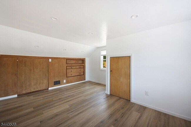 Building Photo - 538 Dietz St