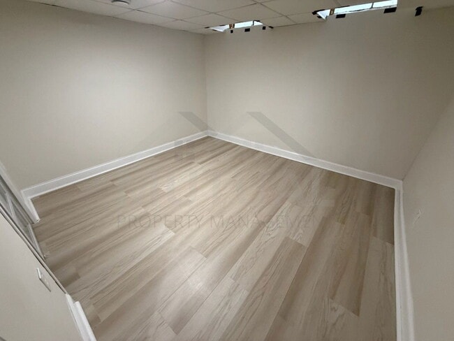 Building Photo - 23838 Barfield St