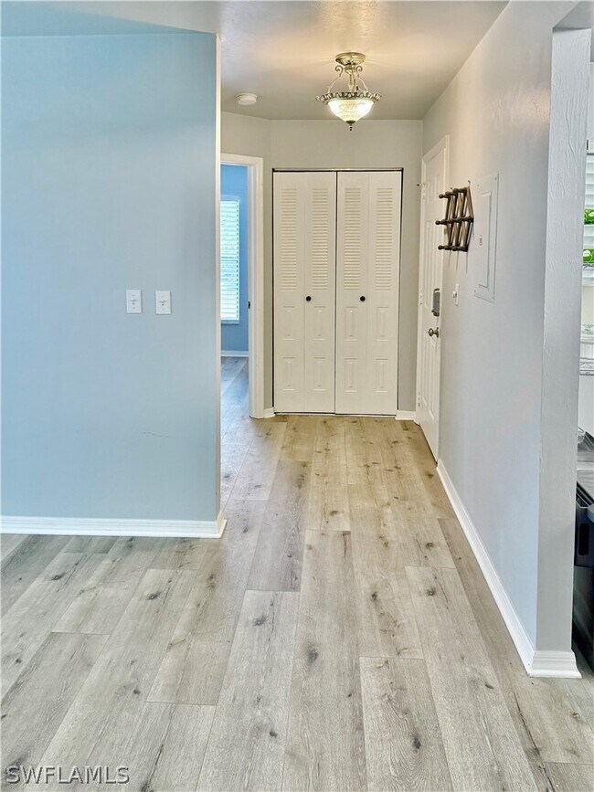 Building Photo - 2750 Kings Lake Blvd