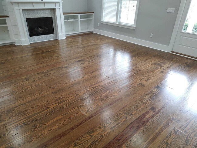 Building Photo - 3549 Esplanade Way