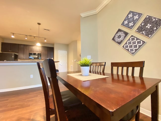 Building Photo - 2125 Sweetbroom Cir