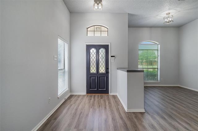 Building Photo - 6310 Azalea Dr
