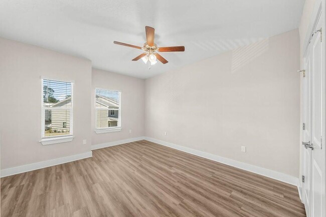 Building Photo - 289 N Sand Palm Rd