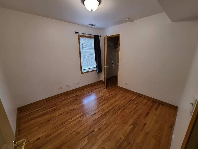 Building Photo - 7216 W Altgeld St