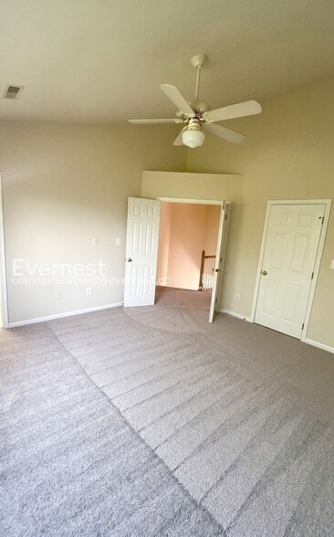 Building Photo - 13422 Burrough Farm Dr