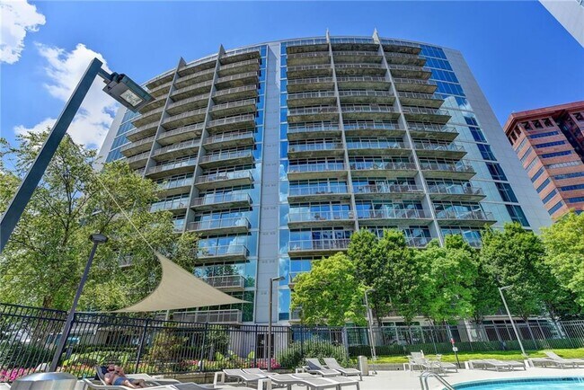 Building Photo - 44 Peachtree Pl NE