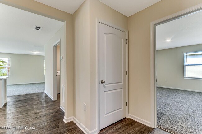 Building Photo - 3114 Lawton Pl