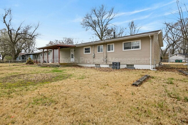 Building Photo - 10412 Gardo Ct