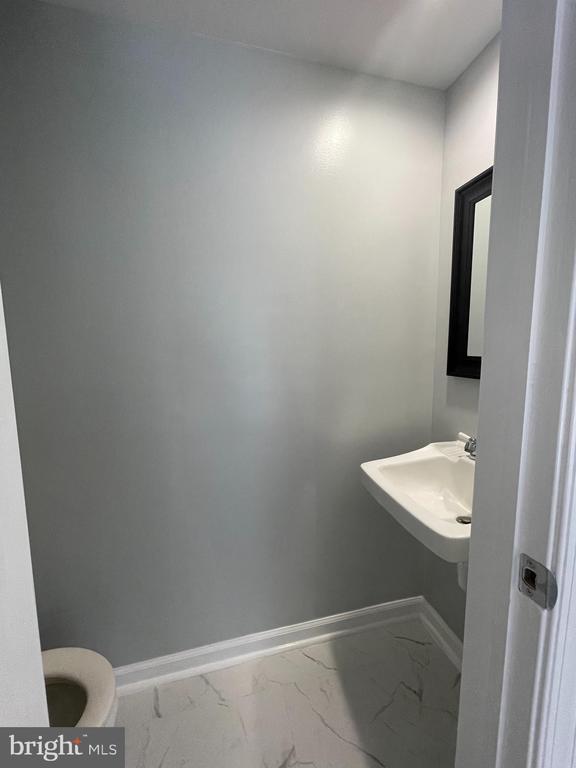 Building Photo - 3220 Delsea Dr