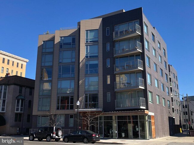 Building Photo - 1311 13th St NW
