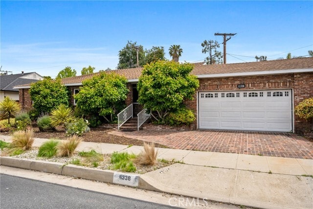 Building Photo - 11338 Stevens Ave