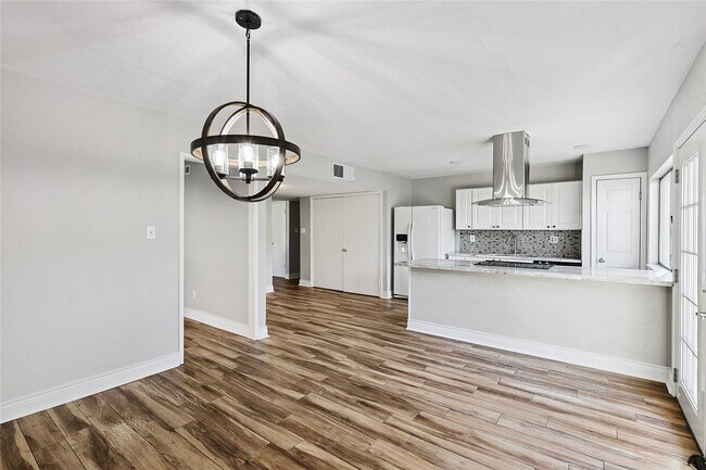 Building Photo - 17310 Nordway Dr