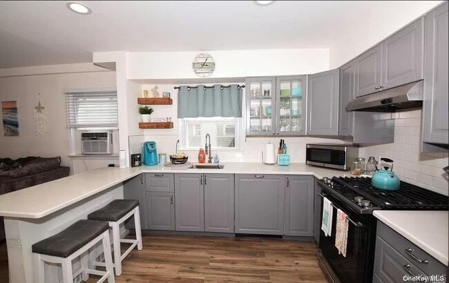 Building Photo - 113 Harding Ave