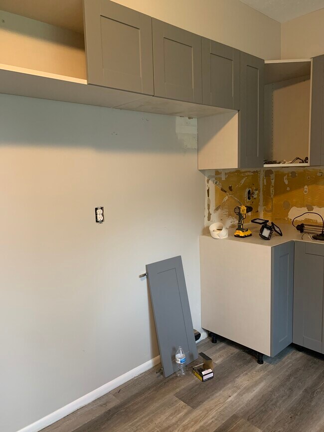 Granite counter - 509 Fowler St