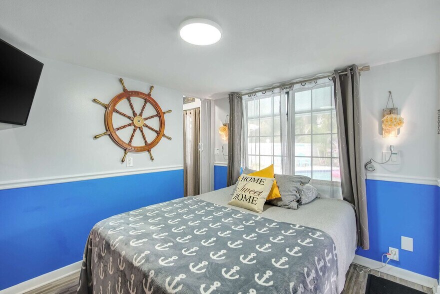 Building Photo - 104 W Leon Ln