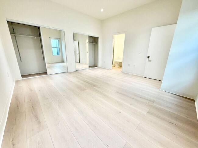Building Photo - 1256 Howard St
