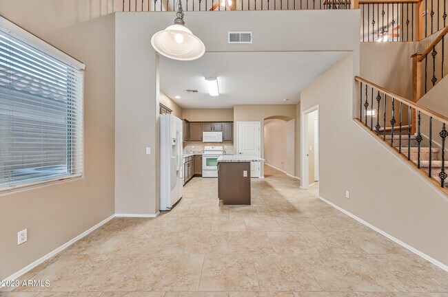 Building Photo - 3075 W Yellow Peak Dr