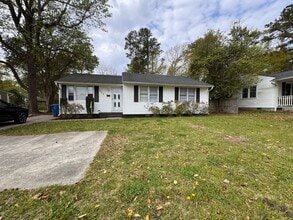 Building Photo - 503 Henderson Dr